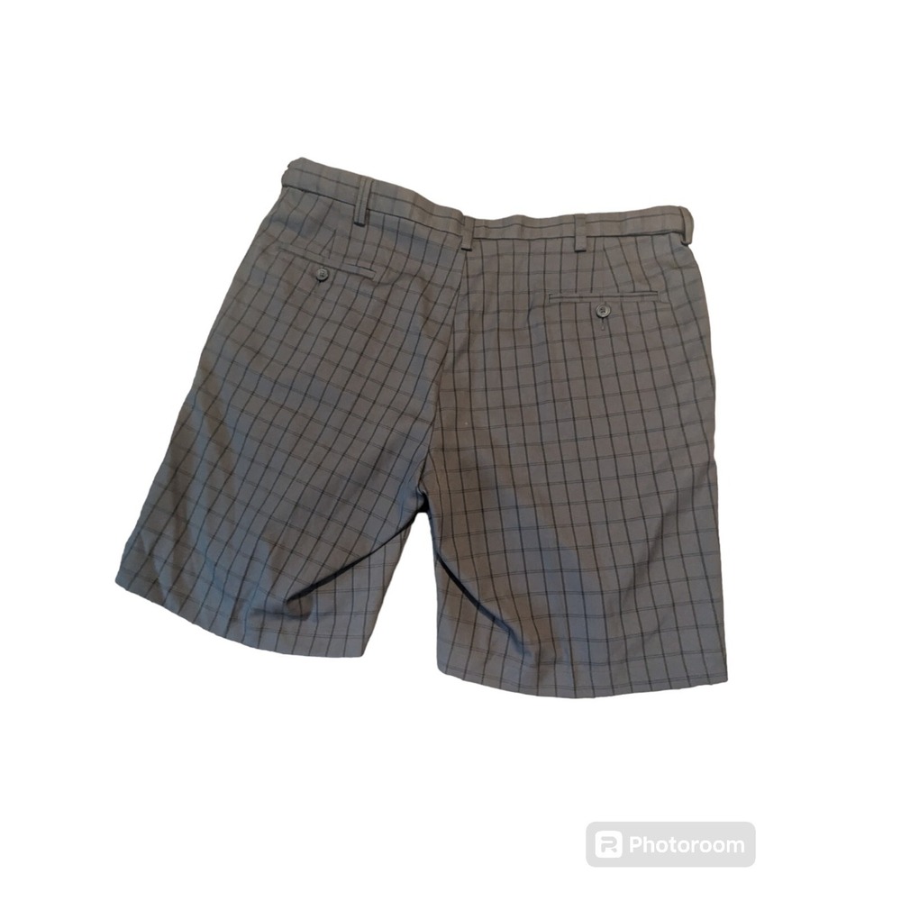 Haggar COOL 18‎ PRO FLAT FRONT Gray & Black Windowpane Print 9" Shorts Size 40 - Picture 2 of 4